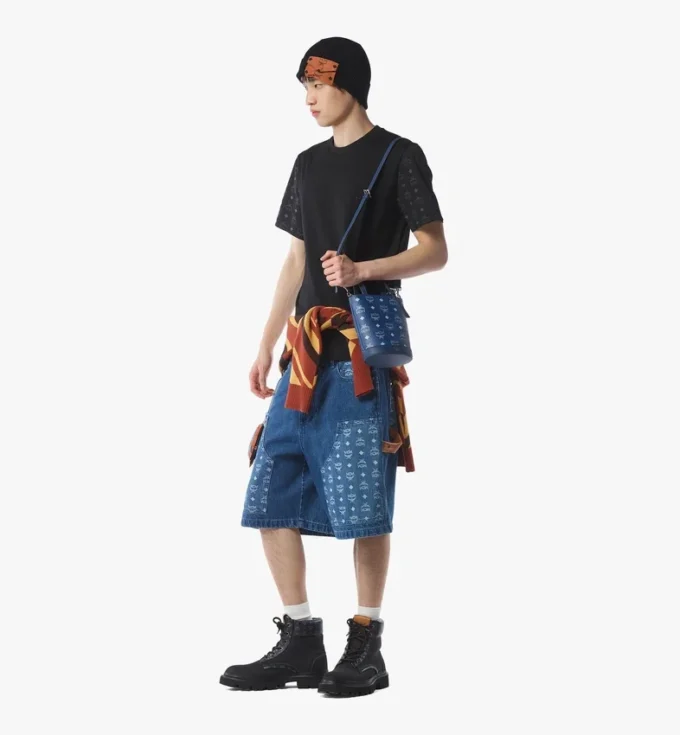 Aren Bucket Tote in Visetos