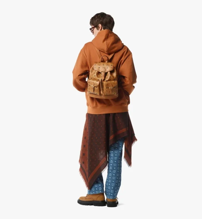 Aren Drawstring Backpack in Visetos Aren Drawstring Backpack in Visetos