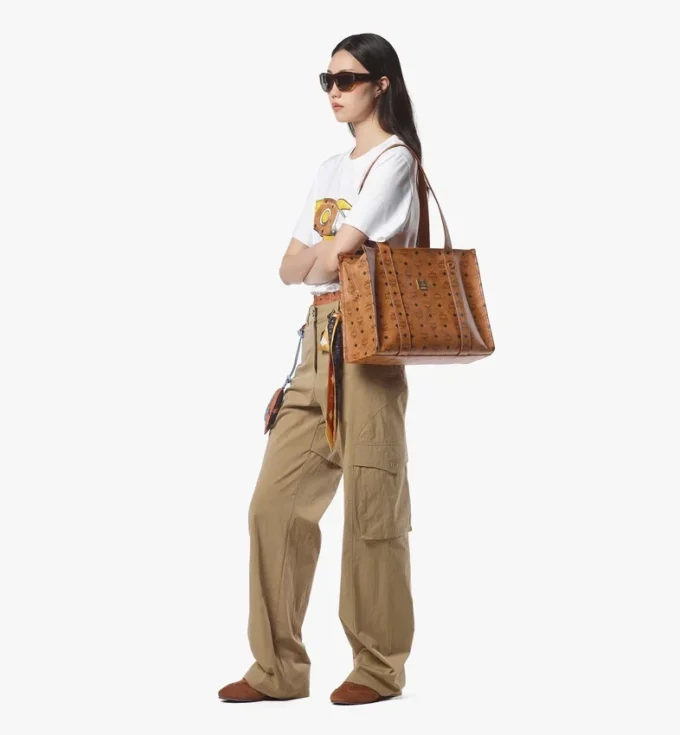 Aren School Bag Tote in Visetos Aren School Bag Tote in Visetos