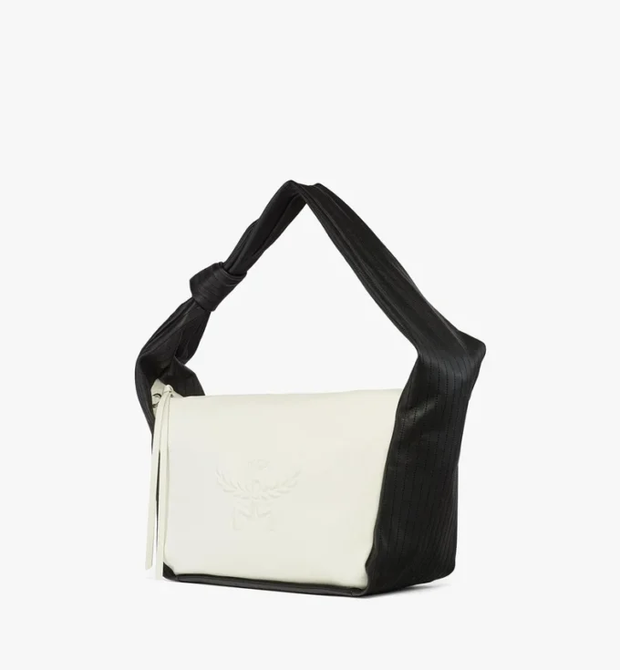 Aren Shoulder Bag in Lambskin Aren Shoulder Bag in Lambskin