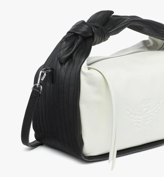 Aren Shoulder Bag in Lambskin Aren Shoulder Bag in Lambskin