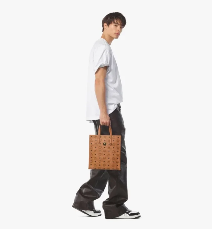 Aren Tote in Visetos Aren Tote in Visetos