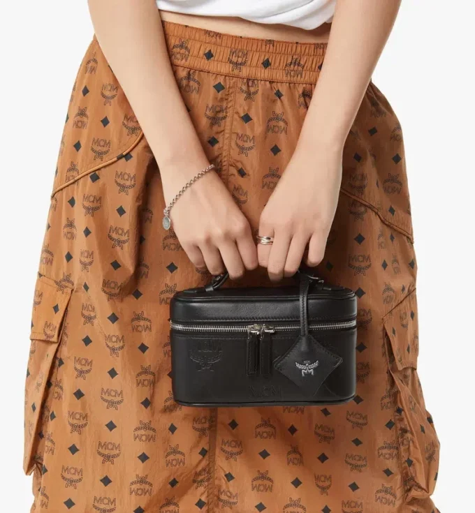 Aren Vanity Case in Maxi Monogram Leather Aren Vanity Case in Maxi Monogram Leather