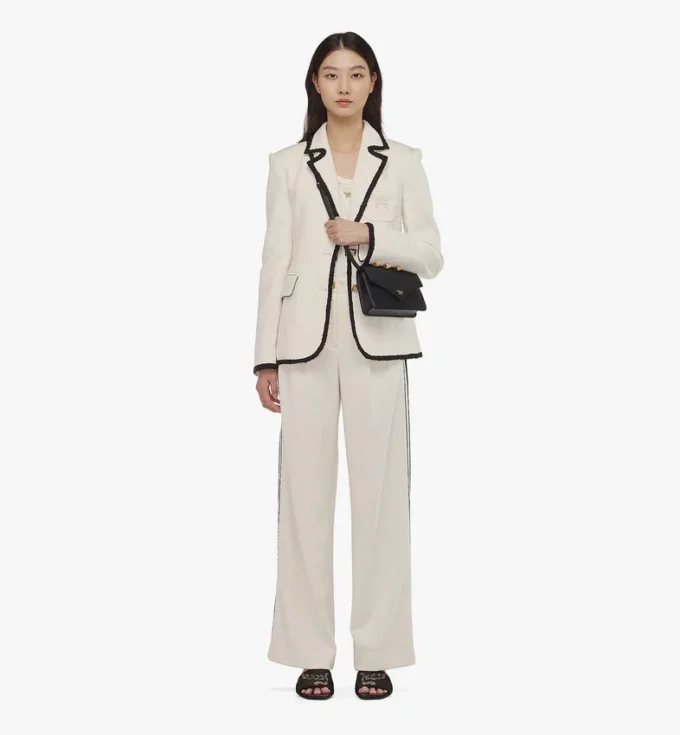 Diamond Shoulder Bag in Calfskin Diamond Shoulder Bag in Calfskin