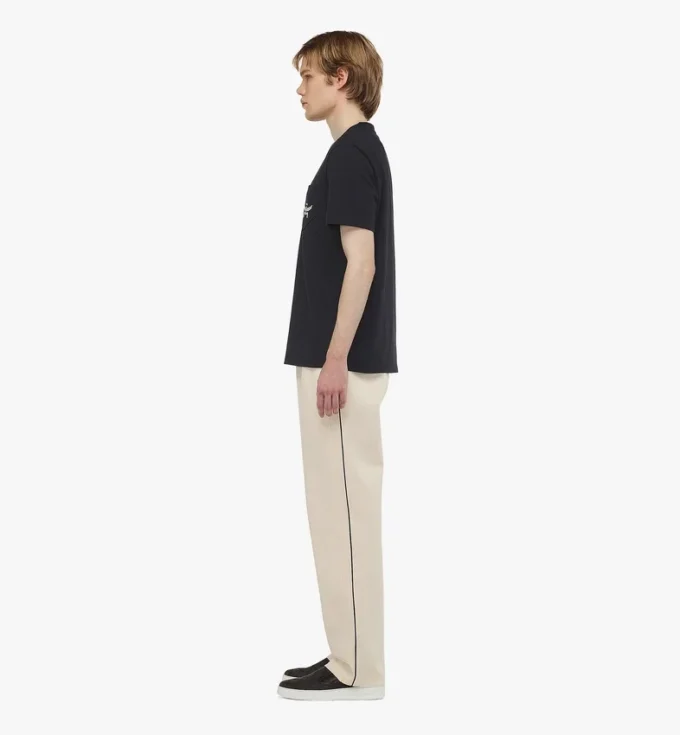Essential Logo Pocket T-Shirt in Organic Cotton