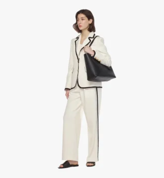 Himmel Shopper in Embossed Logo Leather Himmel Shopper in Embossed Logo Leather