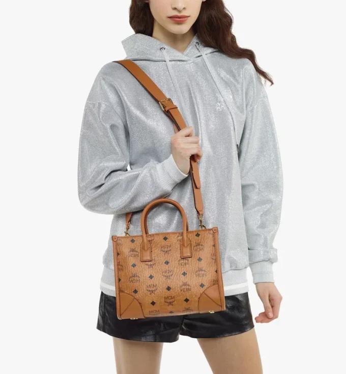 MÜNchen Tote in Visetos MÜNchen Tote in Visetos