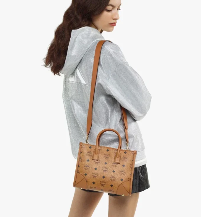 MÜNchen Tote in Visetos MÜNchen Tote in Visetos