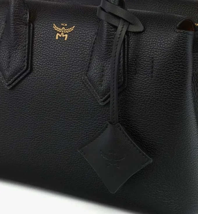Milla Tote in Grained Leather Milla Tote in Grained Leather