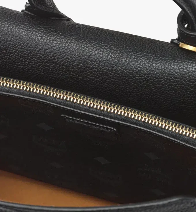 Milla Tote in Grained Leather Milla Tote in Grained Leather